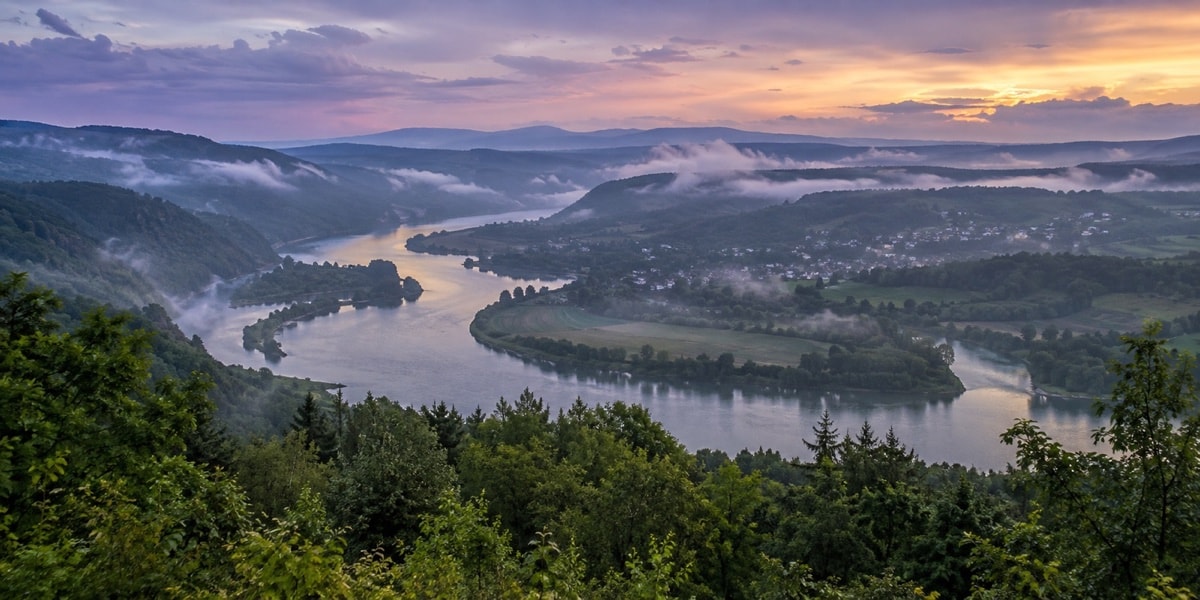 Paesaggio collinare dell’Ansa del Danubio